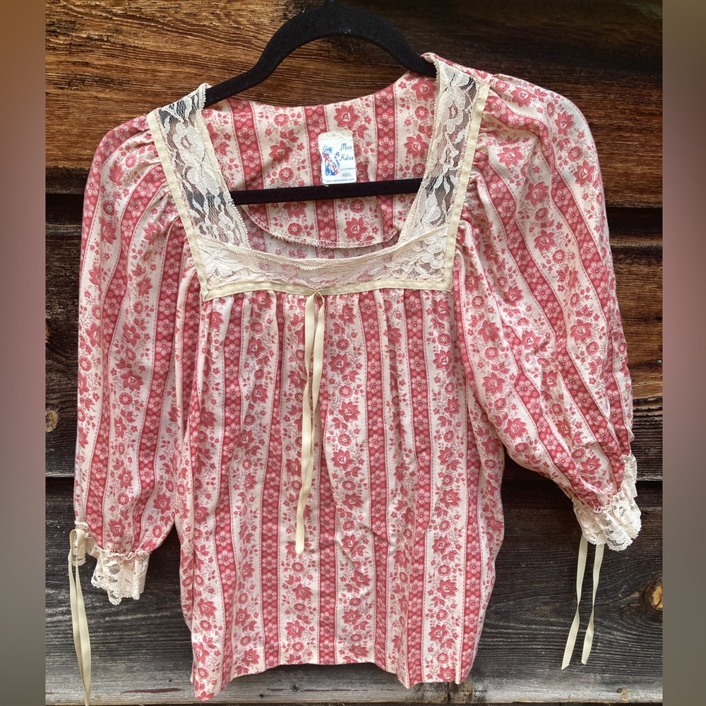 60s Lightweight Prairie Top